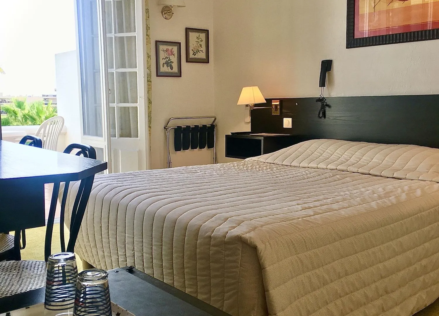 Hotel Des Mimosas Juan-les-Pins