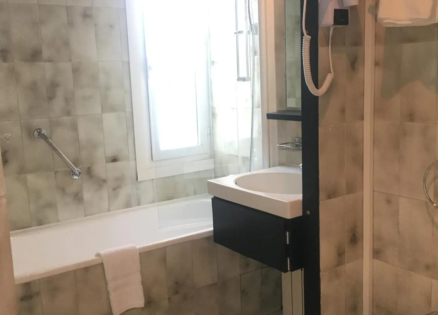 Hotel Des Mimosas Juan-les-Pins 3*,